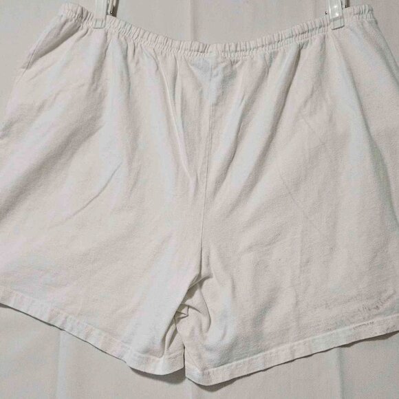 White Stag - Women’s White Cotton Lounge Shorts with Pockets - Picture 3 of 3